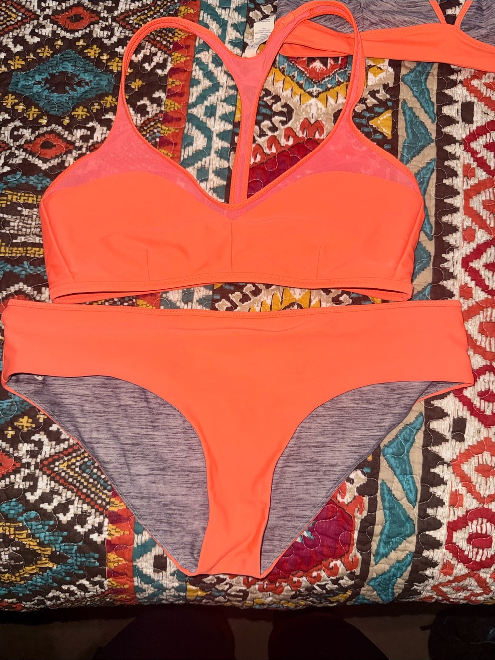 lululemon athletica Heathered Gray and pink Sports Bikini Set 3 piece swim - Picture 5 of 9